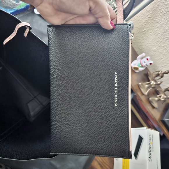 Armani Exchange Light Pink Tote Bag - Picture 6 of 8